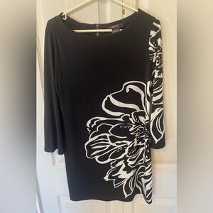Style&Co Elegant Black and White Floral Dress